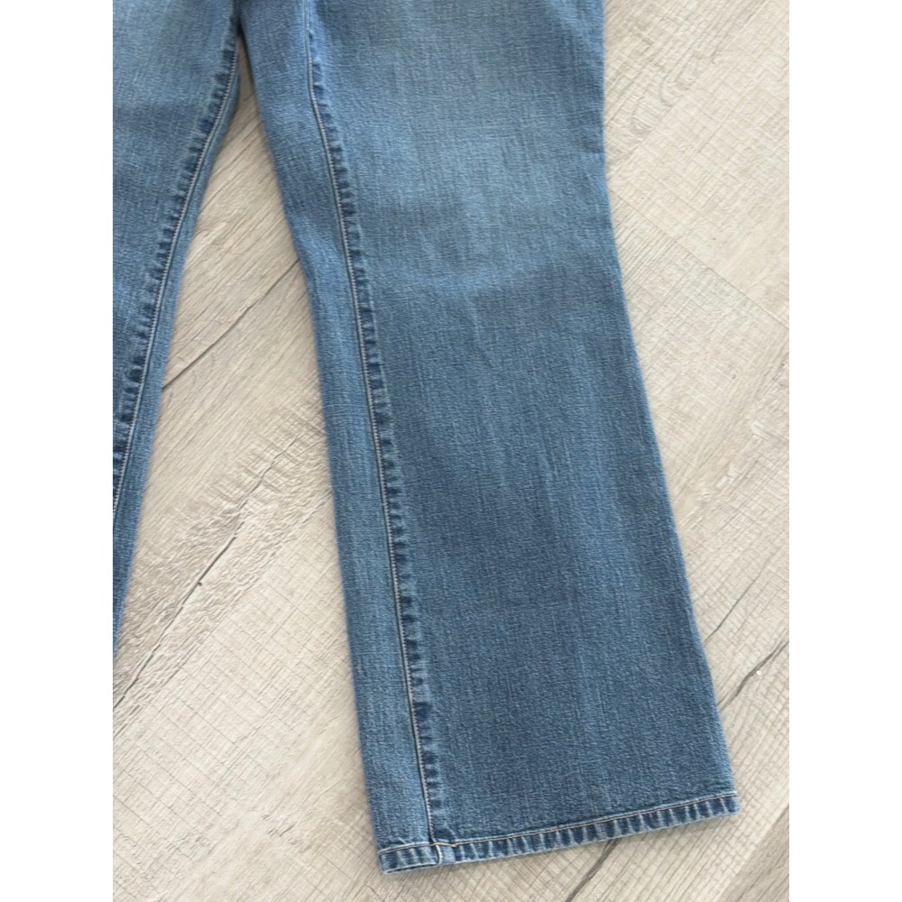 Lands End Womens 10P Petite Blue Denim Mid Rise Bootcut Jeans Medium Wash - Picture 3 of 8